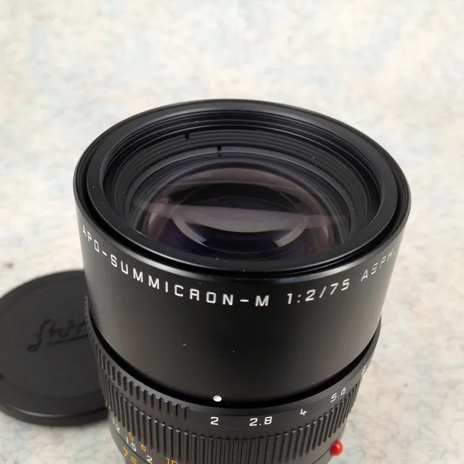 Leica Apo-Summicron-M 75mm f/2 Asph