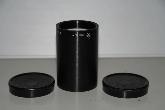 35KP 75mm f/1.8