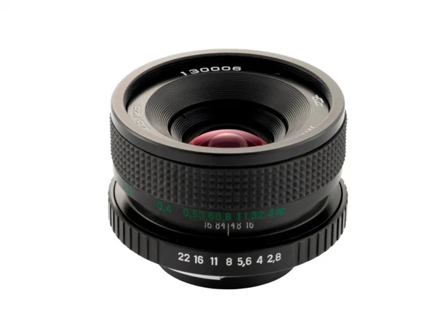 Zenitar 28mm f/2.8 MC