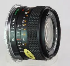 Yashica 28mm f/2.8