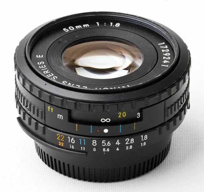 Nikon Series E 50mm f/1.8 (I)