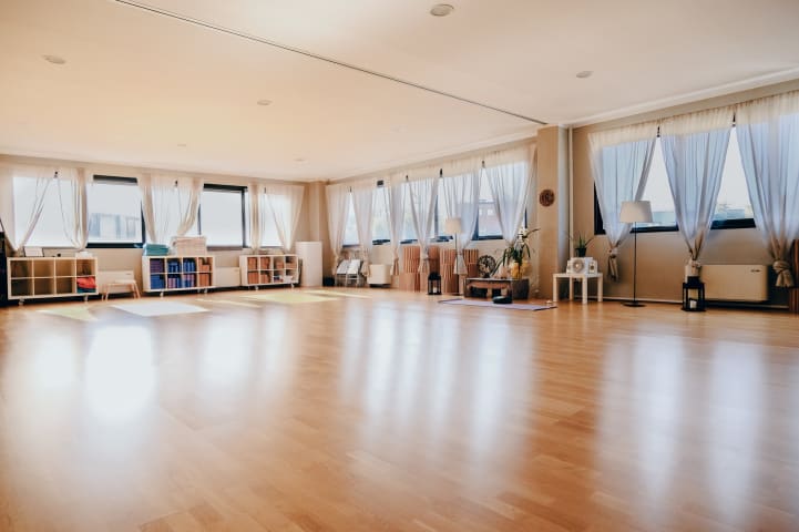 Studio Yoga Samgha