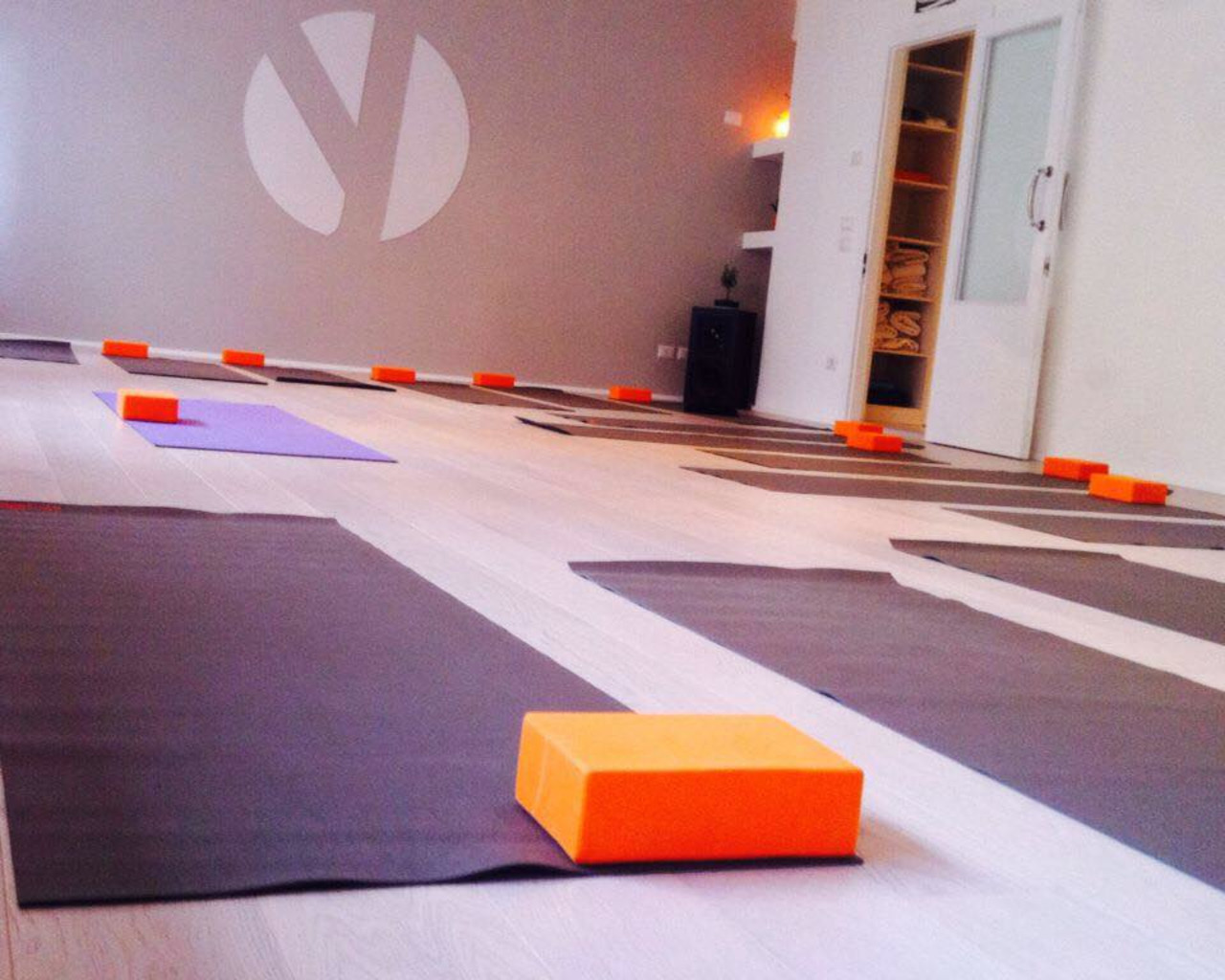 Yoga Suite Appia Roma Prenota Fitprime