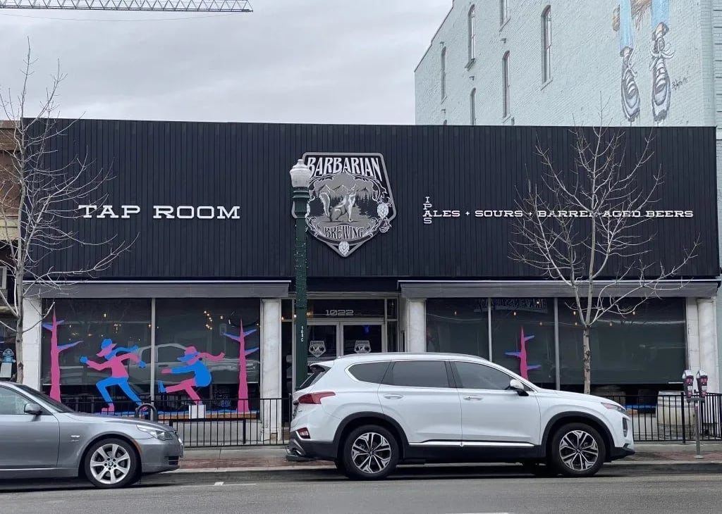 Barbarian Downtown Beer Bar – photo 1