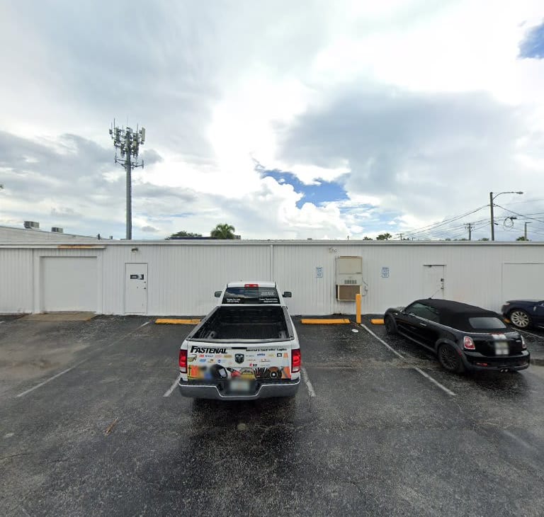 3015 46th Ave N – photo 1