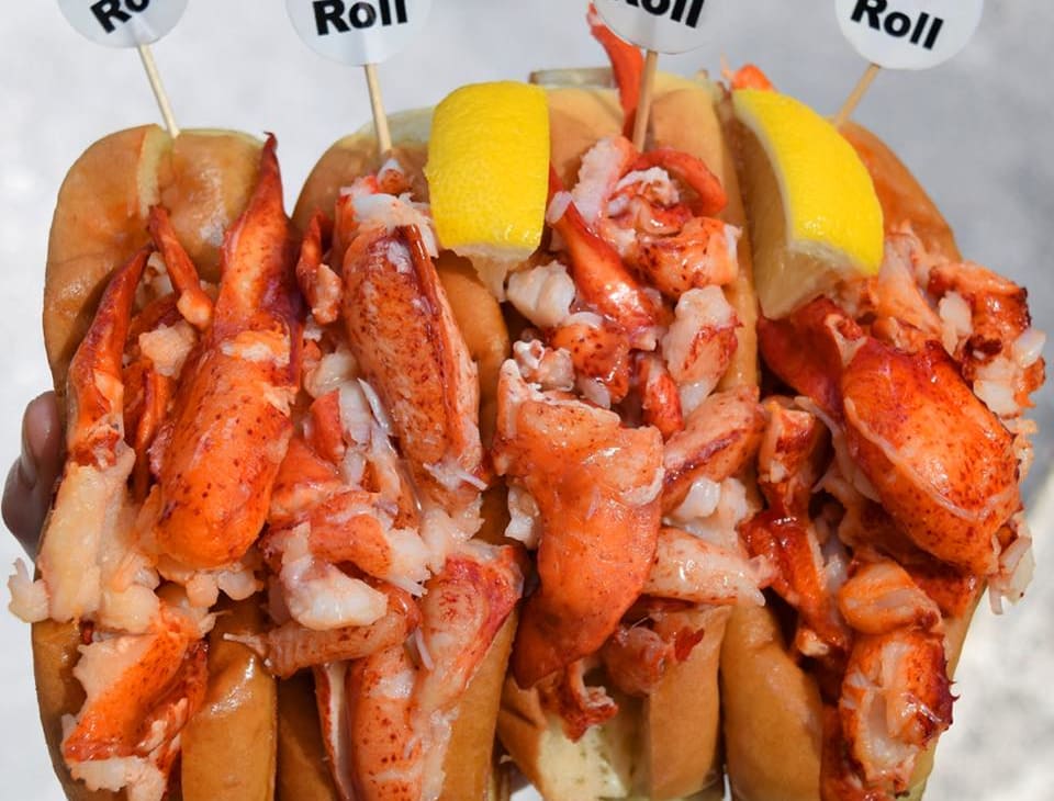 Cousins Maine Lobster in Walnut Creek: Avalon Apartments – photo 1