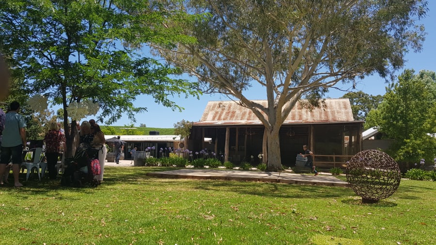 Barristers Block Wines – photo 1