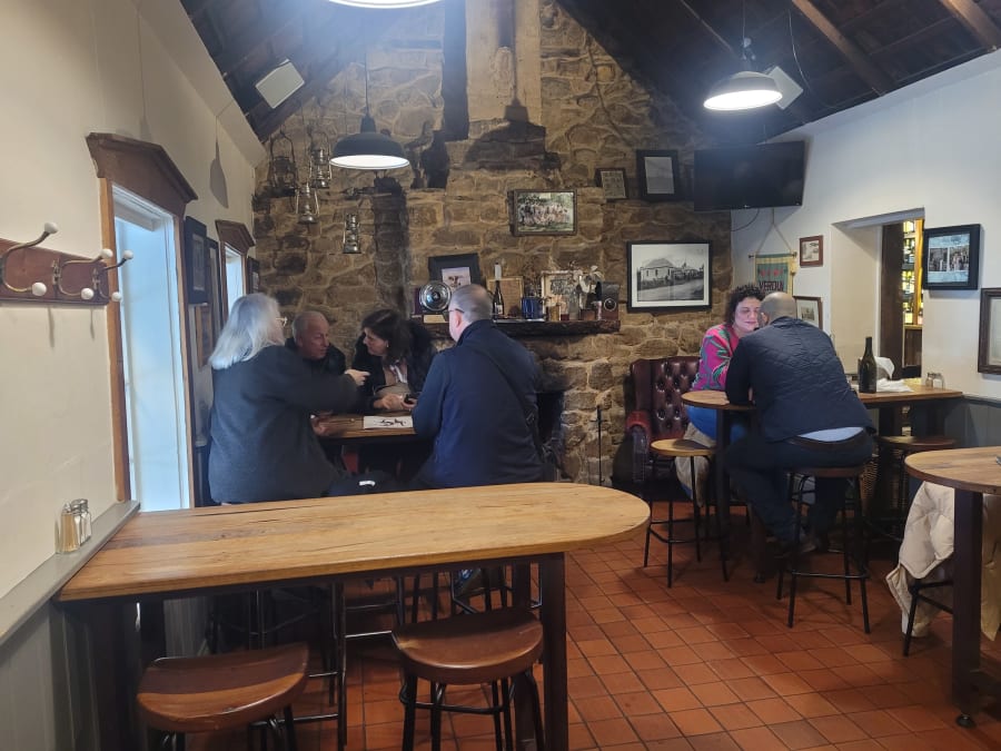 Stanley Bridge Tavern – photo 5