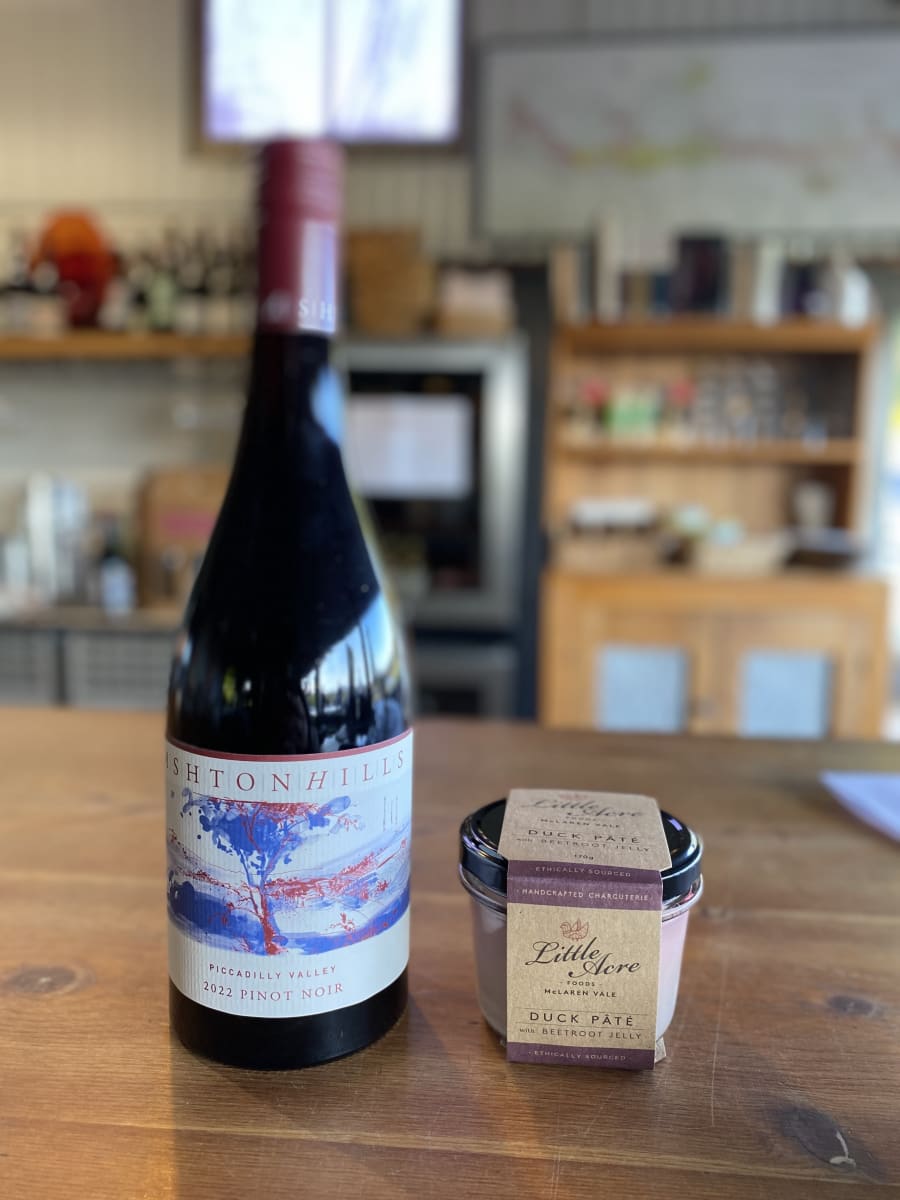 Ashton Hills Vineyard – photo 1