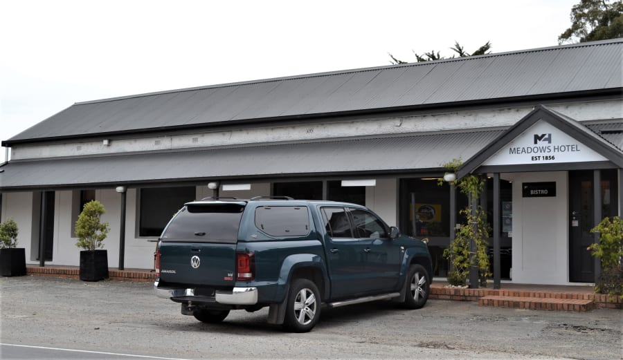 Meadows Hotel – photo 1