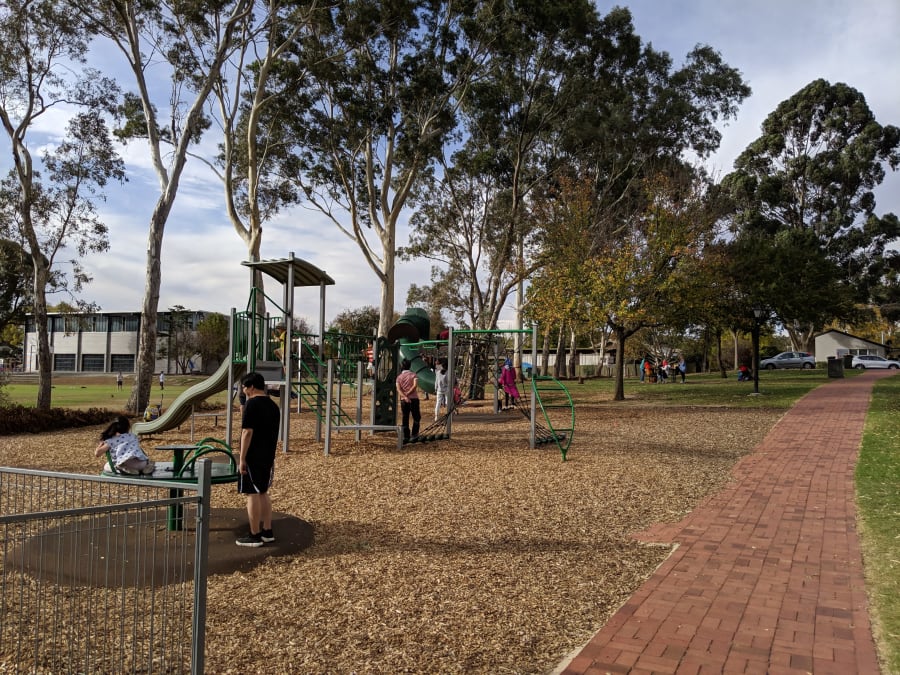 Alec Johnston Park – photo 3