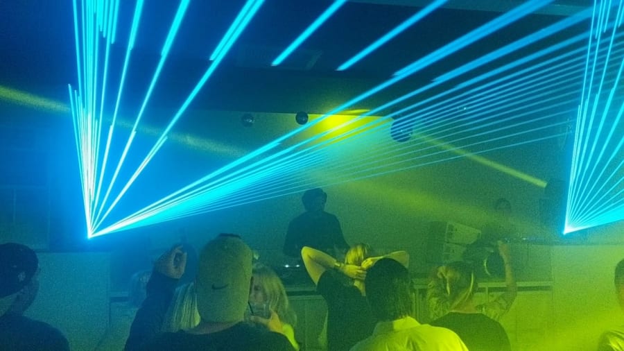 EOS Lounge – photo 1