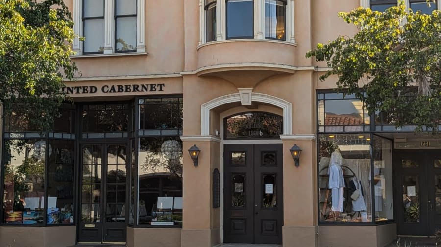 The Painted Cabernet – photo 4