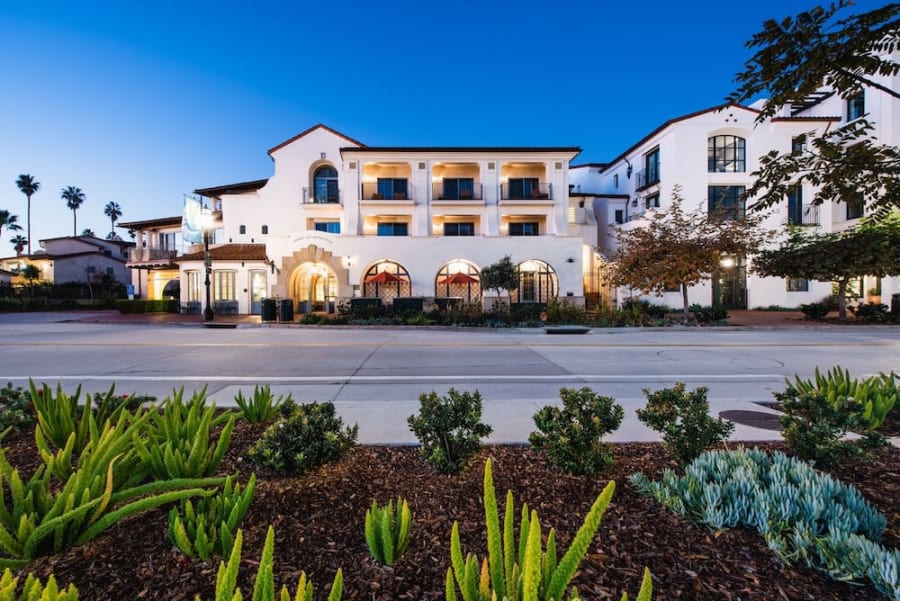 Harbor View Inn – photo 1