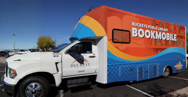 Bookmobile Verrado Stop – photo 1