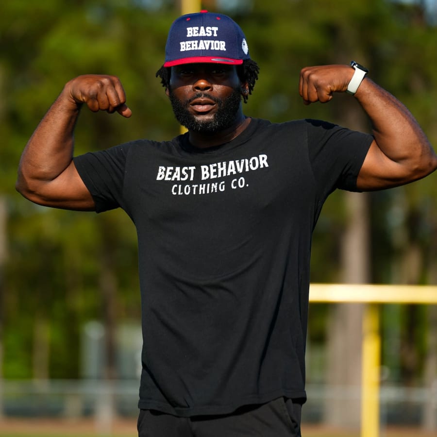 Beast Behavior – photo 2