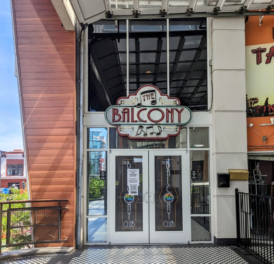 The Balcony Club – photo 2