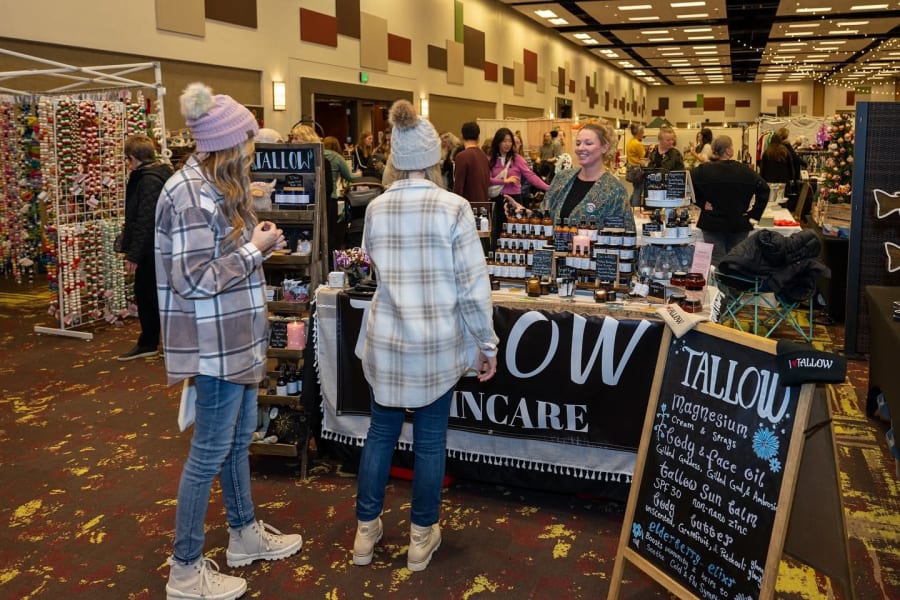 Wintry Market – photo 3