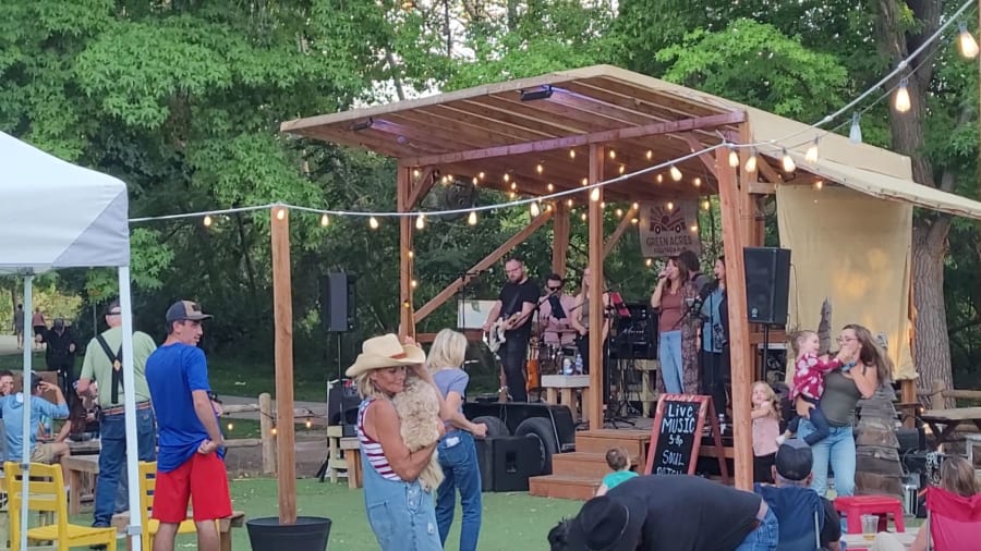 First Thursday - Live Band Karaoke – photo 6