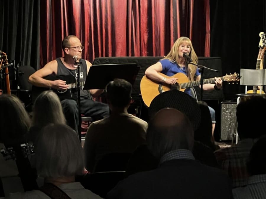 October Open Mic – photo 1