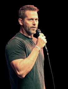 Dustin Anderson – photo 1
