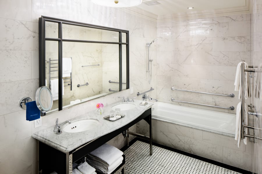 The Adelphi Hotel – photo 4