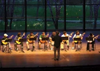 SKIDMORE IN CONCERT: CLASSICAL GUITAR ENSEMBLES – photo 1