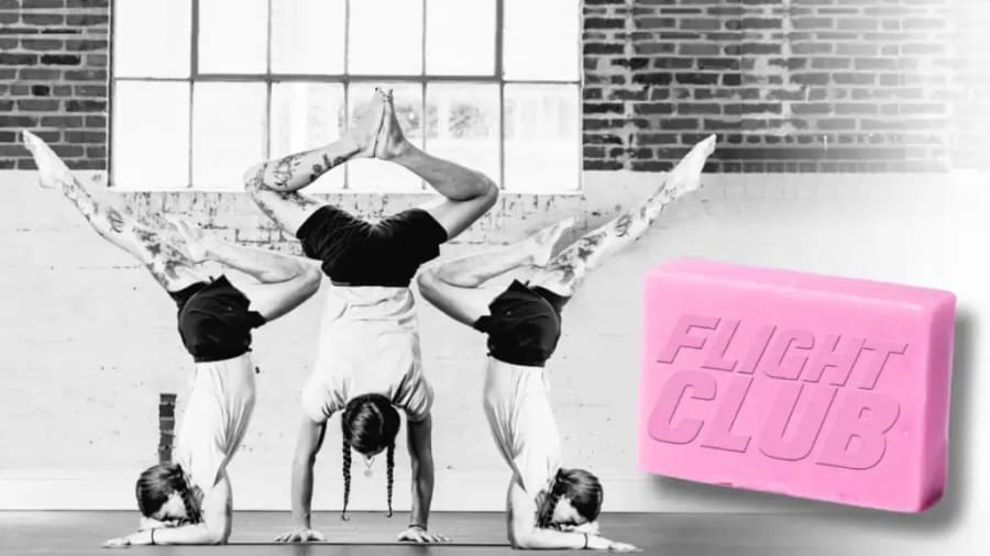 Flight Club: Handstands – photo 1
