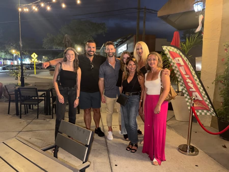 Dinner Club: 30s & 40s – photo 4