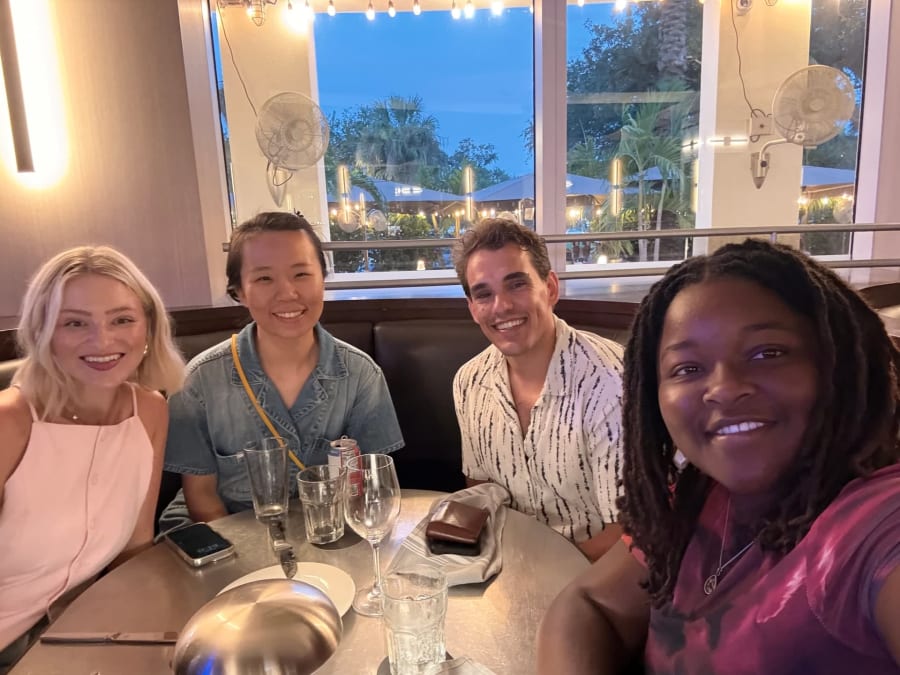Dinner Club: 30s & 40s – photo 2