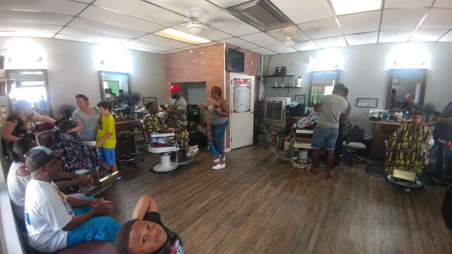 MisTer'z Barber Lounge – photo 3
