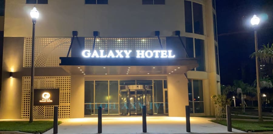 The Galaxy Hotel – photo 4