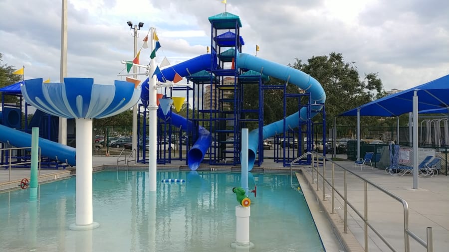 North Shore Aquatic Complex – photo 3