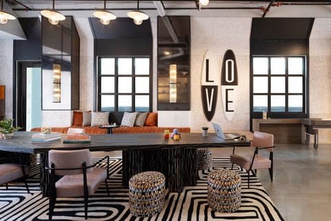 Moxy St. Petersburg Downtown – photo 5