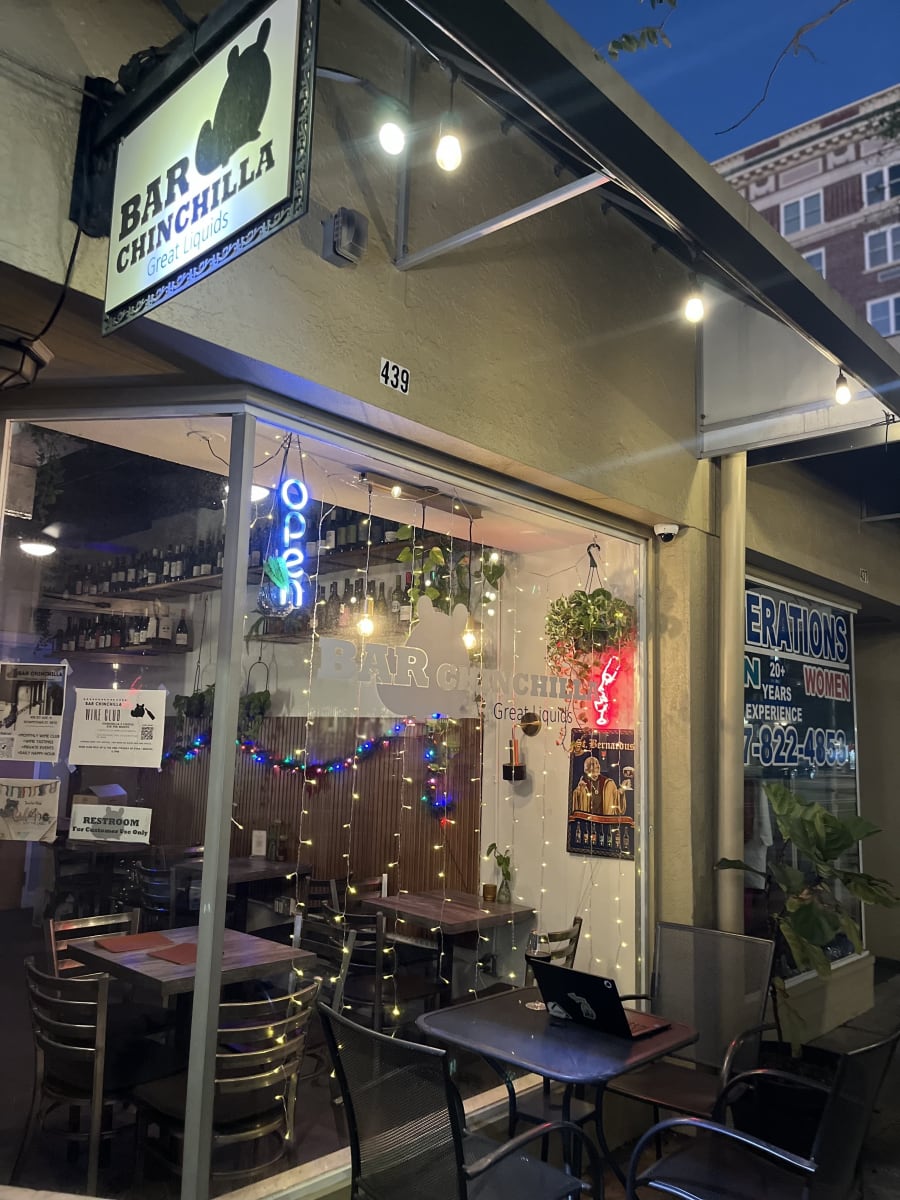 Bar Chinchilla – photo 1