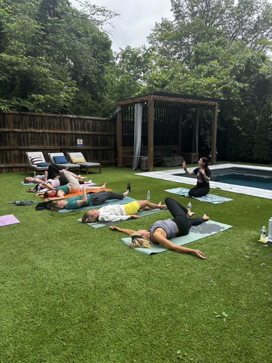 The Velvet Mat Yoga – photo 2