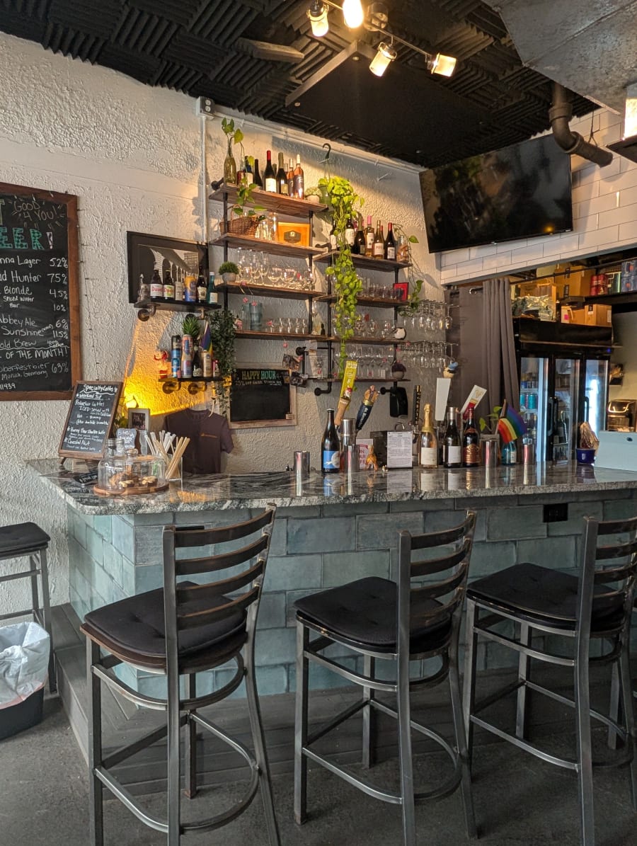 Bar Chinchilla – photo 3