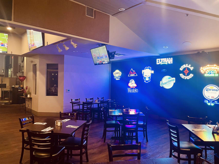 The Greenery Restaurant & Sports Bar – photo 3