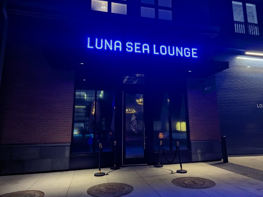 Luna Sea Lounge – photo 5