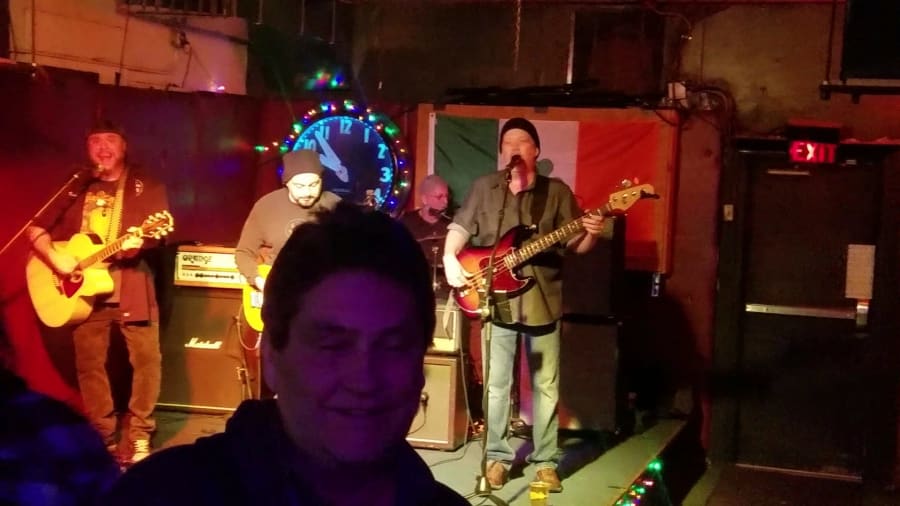Shamrock Lounge – photo 2