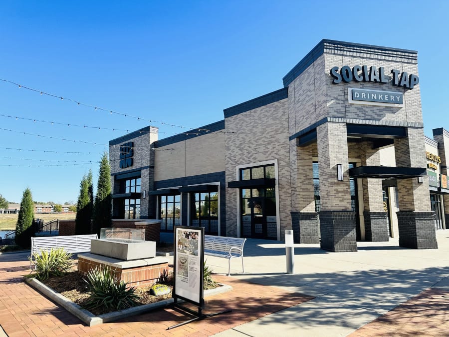 Social Tap Drinkery - Wichita State – photo 5