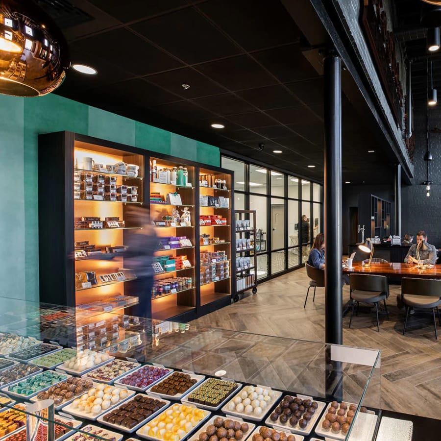 Cocoa Dolce Chocolates – photo 1