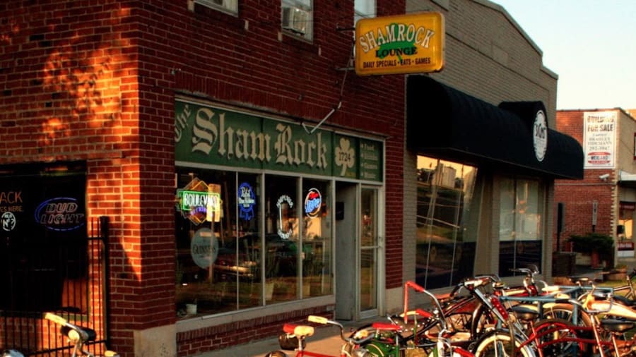 Shamrock Lounge – photo 1