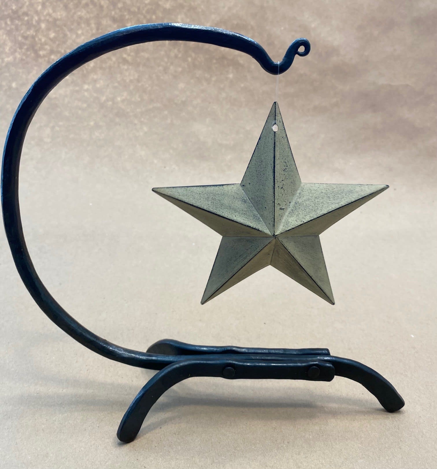 Blacksmithing II: “Ornament Display Stand”