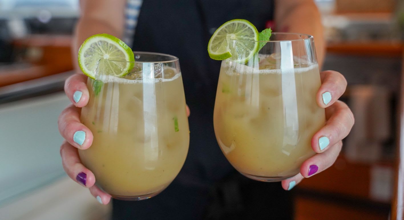 Bella Cocktail Sail