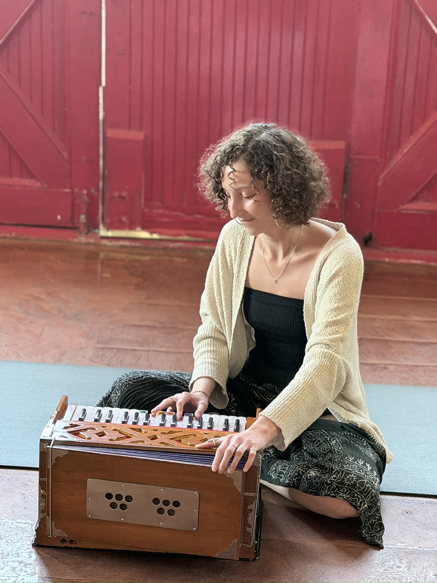 Kirtan at Station No. 2