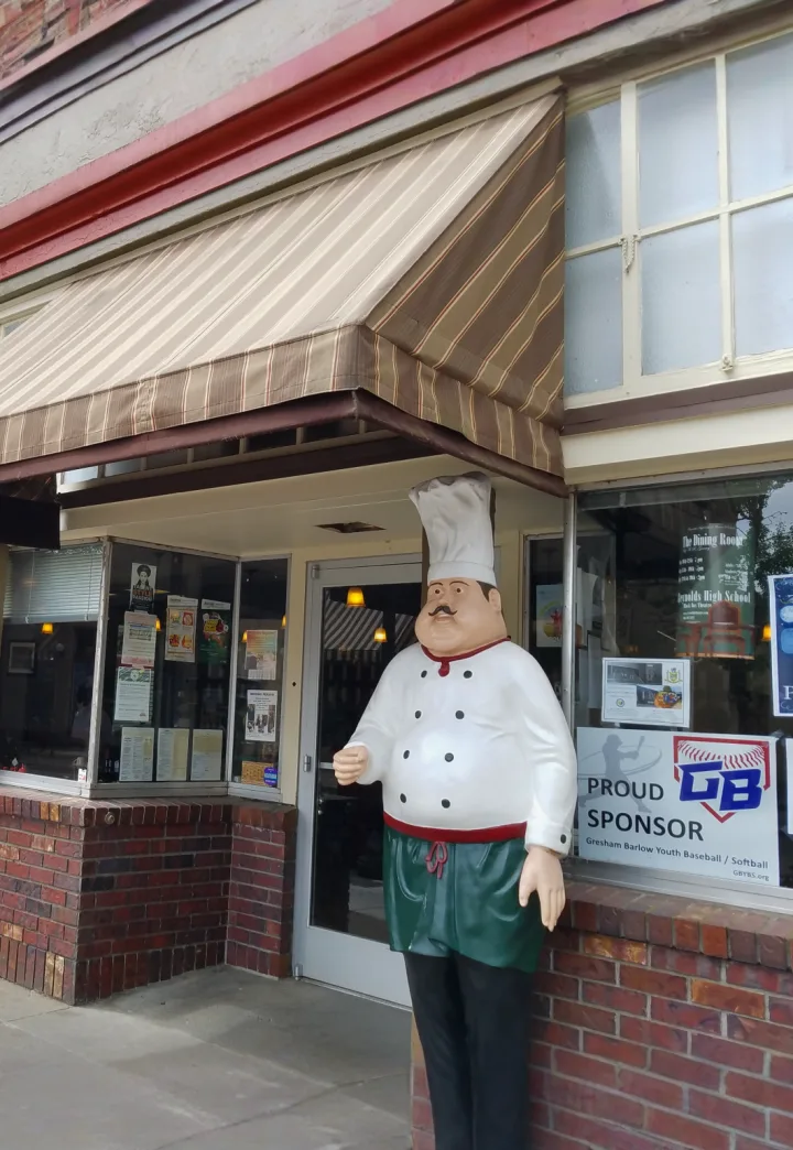 M & M Restaurant & Lounge
