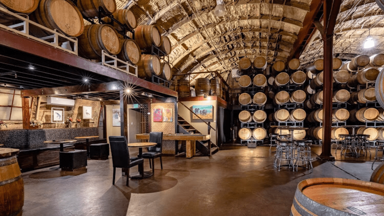 Live Music, Wine, and Empanadas