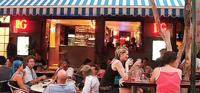 $10 After Dark Share Plates at Royal George Hotel