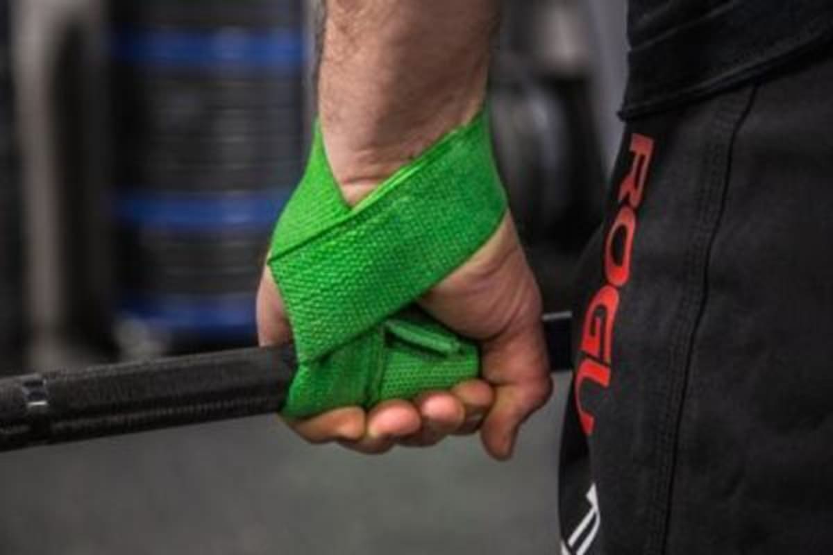 Wrist Straps and Weight Lifting Concerns – CHEK INSTITUTE